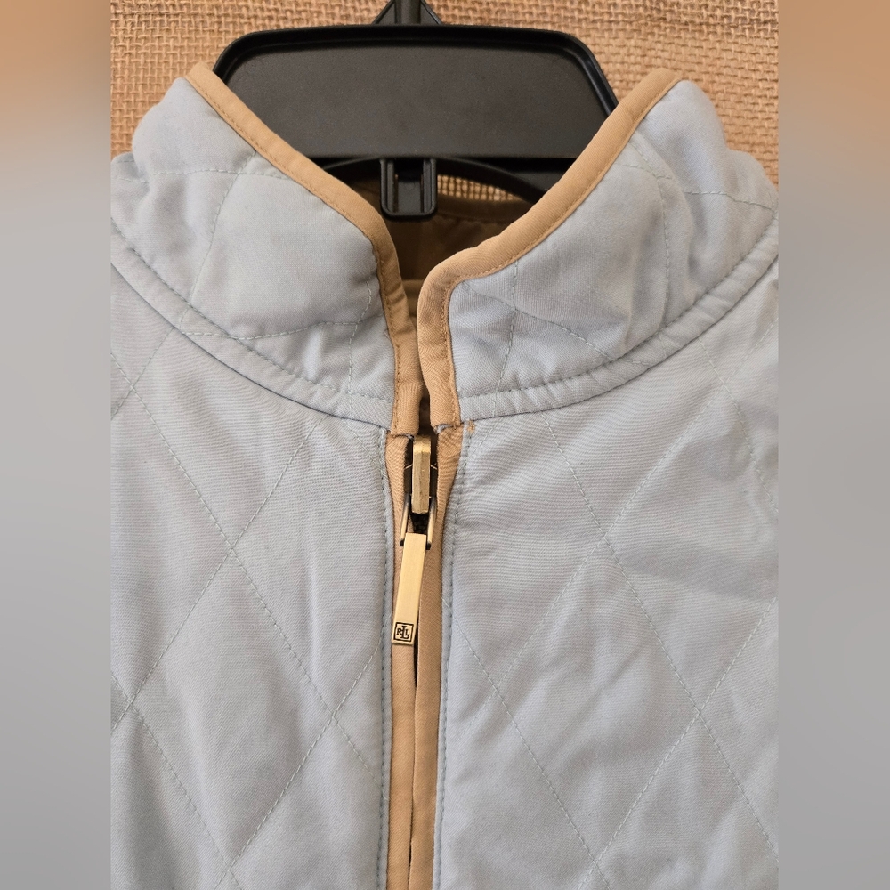 Women's Reversable Ralph Lauren Beige/Light Blue Quilted Vest Medium to Large - Picture 10 of 10